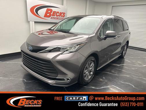2023 Toyota Sienna XLE