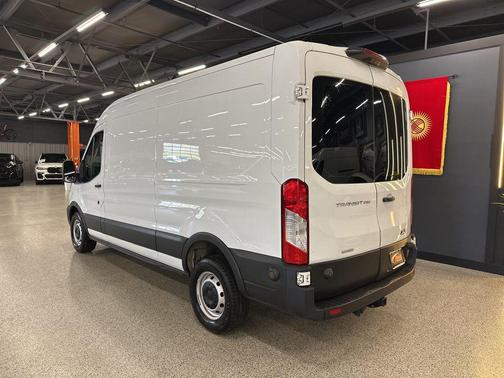 Oxford White 2020 Ford Transit-250 Base