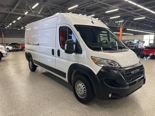 Bright White Clearcoat 2024 RAM ProMaster 2500 Tradesman