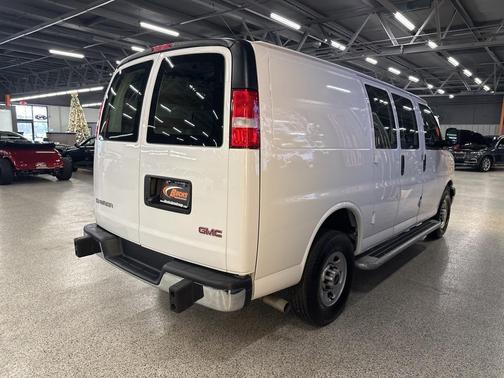 2024 GMC Savana 2500 Work Van