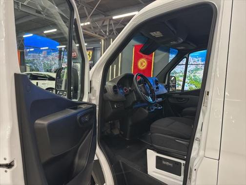 2022 Mercedes-Benz Sprinter 1500 Standard Roof I4