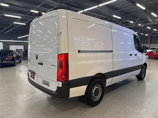 2022 Mercedes-Benz Sprinter 1500 Standard Roof I4