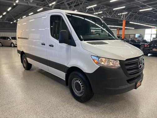 2022 Mercedes-Benz Sprinter 1500 Standard Roof I4