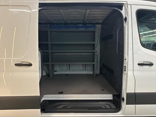 2022 Mercedes-Benz Sprinter 1500 Standard Roof I4