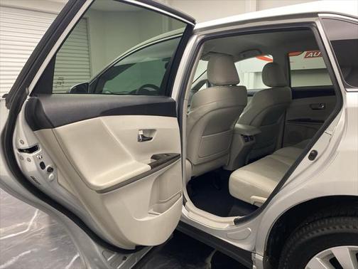 2014 Toyota Venza LE