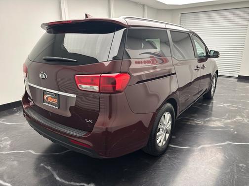 Venetian Red Pearl Metallic 2017 Kia Sedona LX