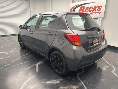 2017 Toyota Yaris L