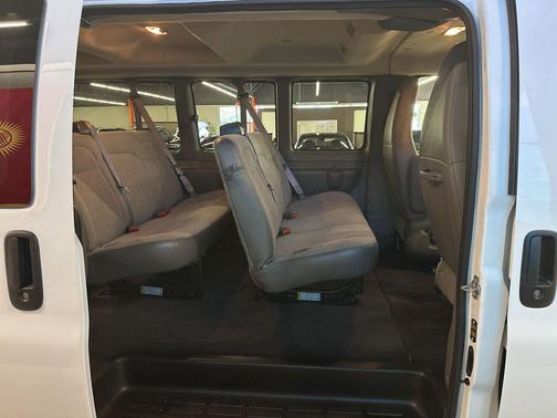 Summit White 2025 Chevrolet Express 3500 RWD 3500 Extended Wheelbase LT