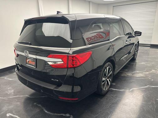 2018 Honda Odyssey Elite