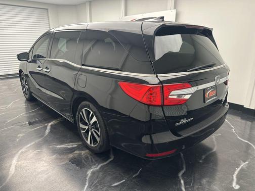 2018 Honda Odyssey Elite