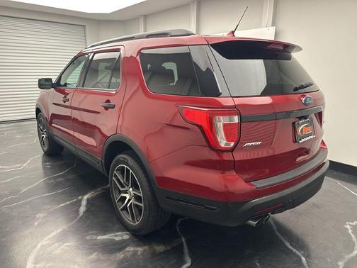 2019 Ford Explorer Sport