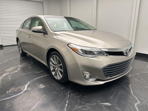 Creme Brulee Mica 2015 Toyota Avalon XLE Touring