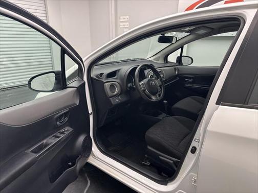 2014 Toyota Yaris L