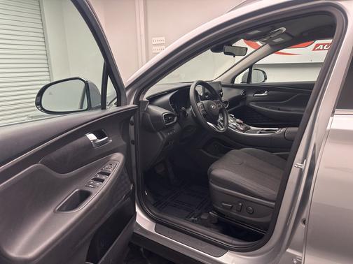 Shimmering Silver Pearl 2022 Hyundai SANTA FE SEL
