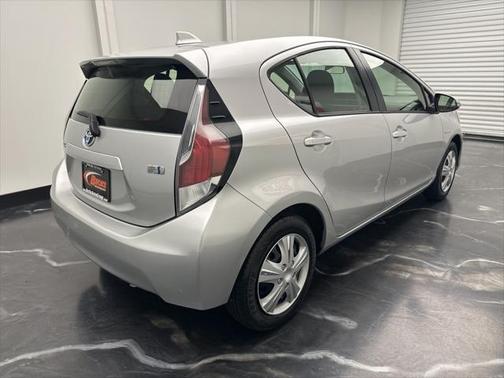 2016 Toyota Prius c Four