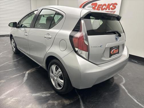 2016 Toyota Prius c Four