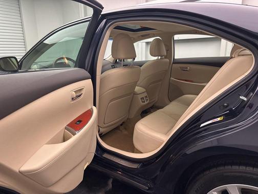 Black 2010 Lexus ES 350 Base