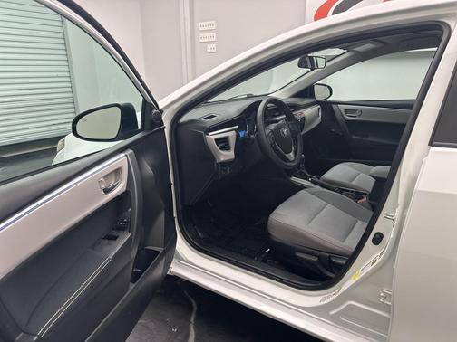 2016 Toyota Corolla LE Premium