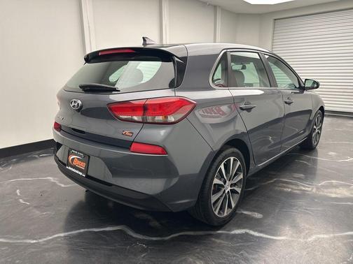 2018 Hyundai Elantra GT Base
