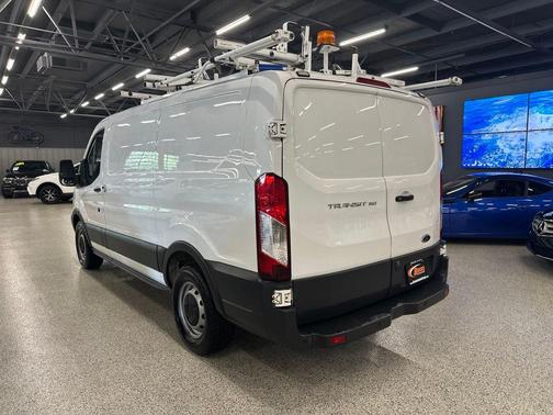 Oxford White 2018 Ford Transit-150 Base