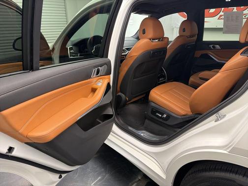 2019 BMW X7 xDrive40i