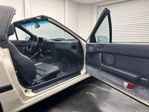 White 1988 Mazda RX-7 Base