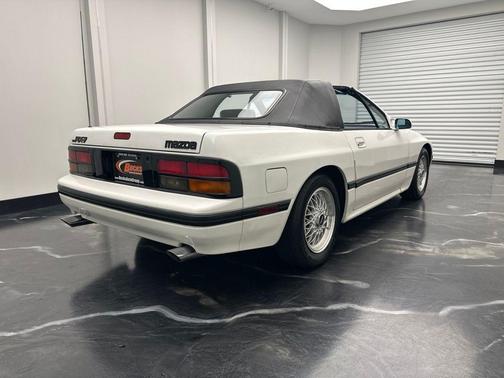 White 1988 Mazda RX-7 Base