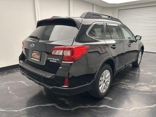 Crystal Black Silica 2015 Subaru Outback 2.5i Premium