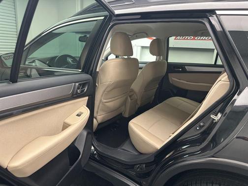 Crystal Black Silica 2015 Subaru Outback 2.5i Premium