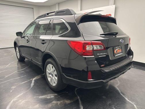 Crystal Black Silica 2015 Subaru Outback 2.5i Premium