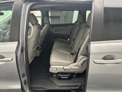 Gray 2018 Honda Odyssey Touring