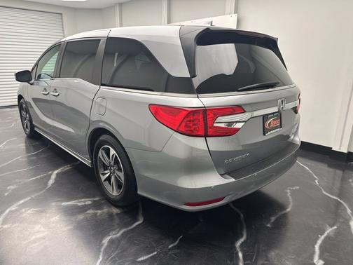 Gray 2018 Honda Odyssey Touring