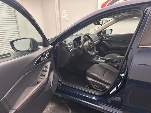 2016 Mazda Mazda3 s Grand Touring