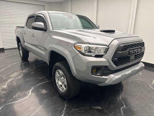 2018 Toyota Tacoma TRD Sport