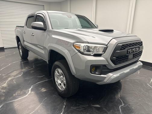 2018 Toyota Tacoma TRD Sport