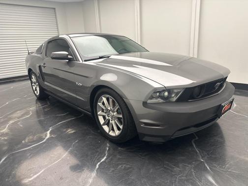 2011 Ford Mustang GT Premium