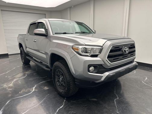 2017 Toyota Tacoma SR5
