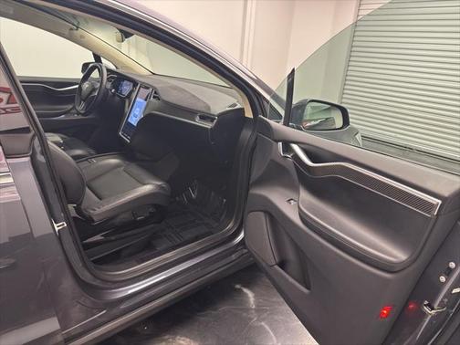 2016 Tesla Model X P90D