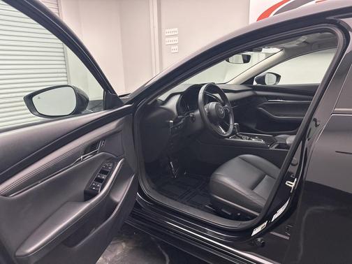 2024 Mazda Mazda3 FWD w/Preferred Package