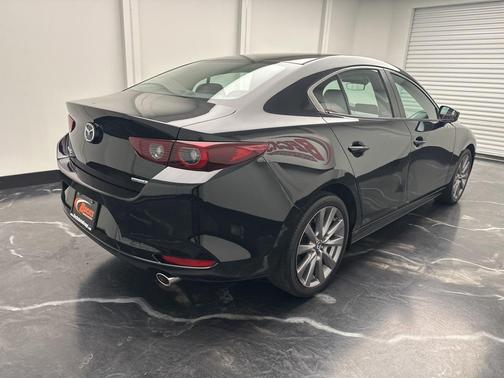 2024 Mazda Mazda3 FWD w/Preferred Package