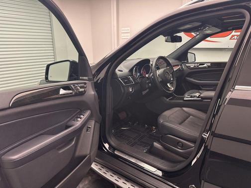 Black 2018 Mercedes-Benz GLE 350 4MATIC