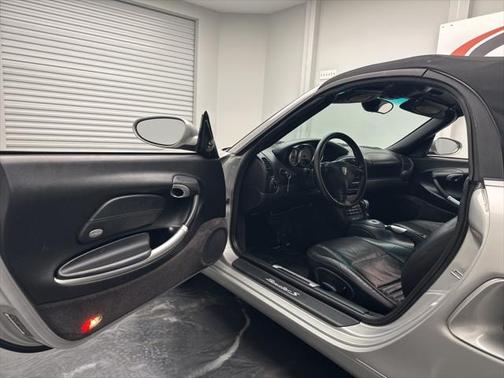 2000 Porsche Boxster Base