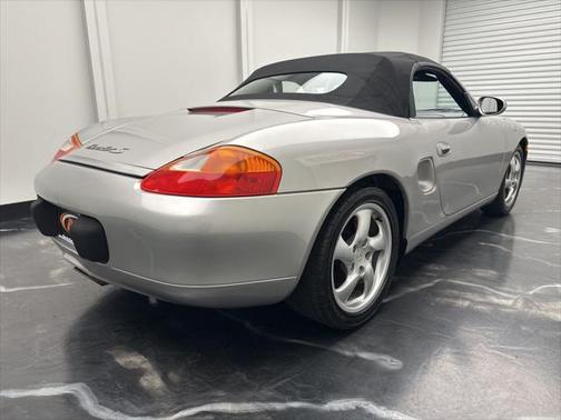2000 Porsche Boxster Base