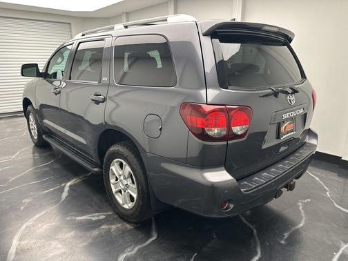 2019 Toyota Sequoia SR5