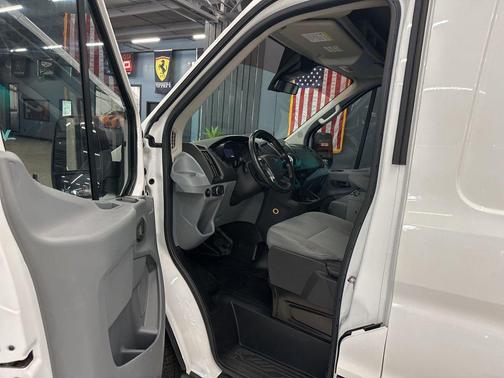 2018 Ford Transit-250 Base