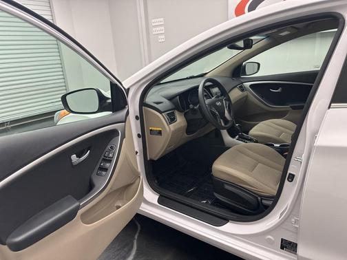 2013 Hyundai Elantra GT Base