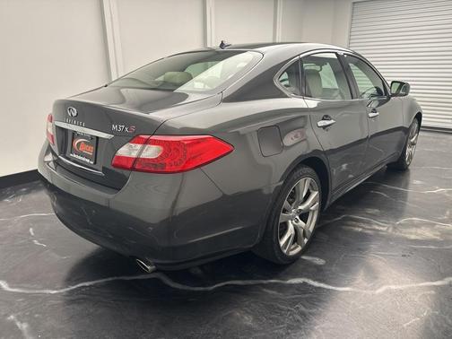 2013 INFINITI M37x Base