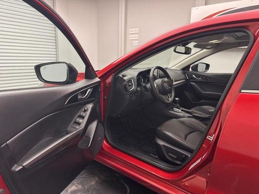 2016 Mazda Mazda3 s Grand Touring