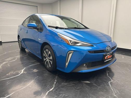 Electric 2022 Toyota Prius LE