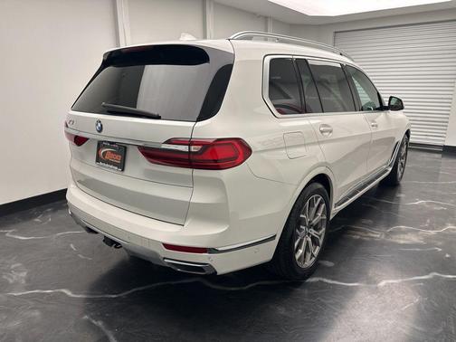 2020 BMW X7 xDrive40i